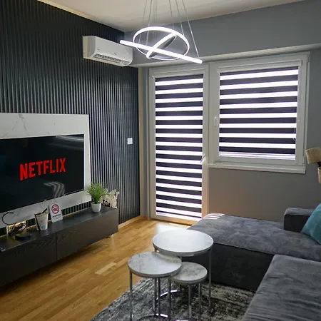Aurora Apartment Szkopje Kültér fotó